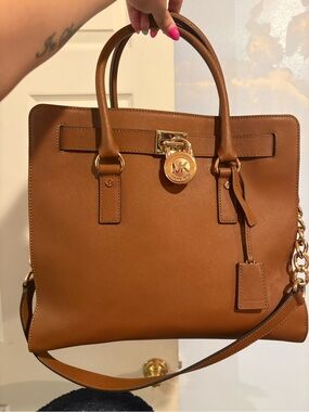 Michael Kors Hamilton Large Brown Satchel w/ Gold Lock & Long Strap-Like New